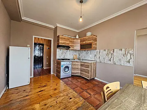 Kirayə verilir 2 otaqlı mənzil 56 m²