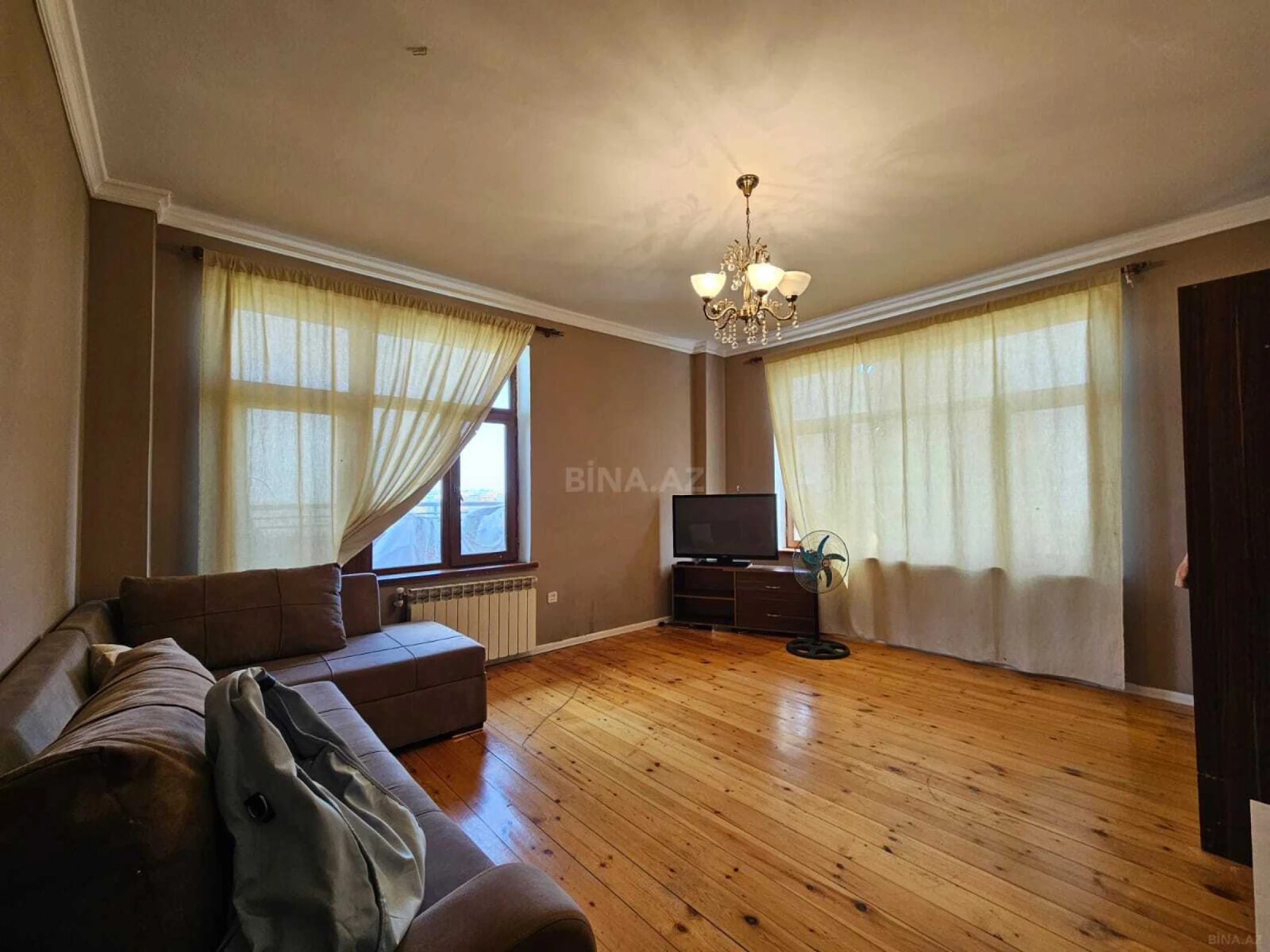 Kirayə verilir 2 otaqlı mənzil 56 m²