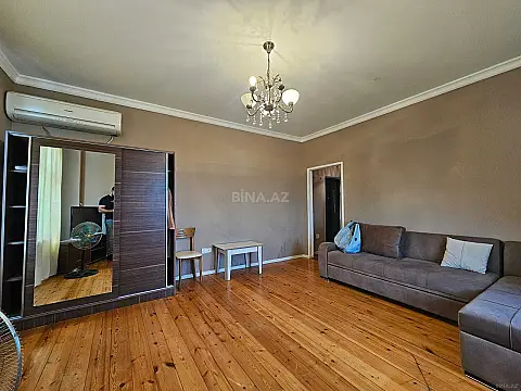 Kirayə verilir 2 otaqlı mənzil 56 m²