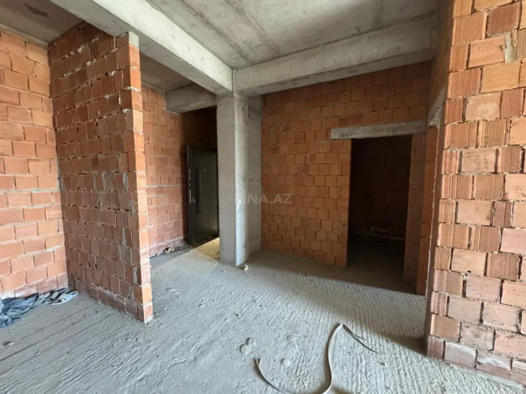 Satılır 2 otaqlı mənzil 89 m²