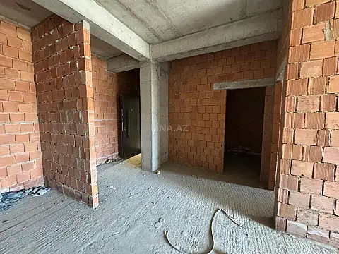 Satılır 2 otaqlı mənzil 89 m²