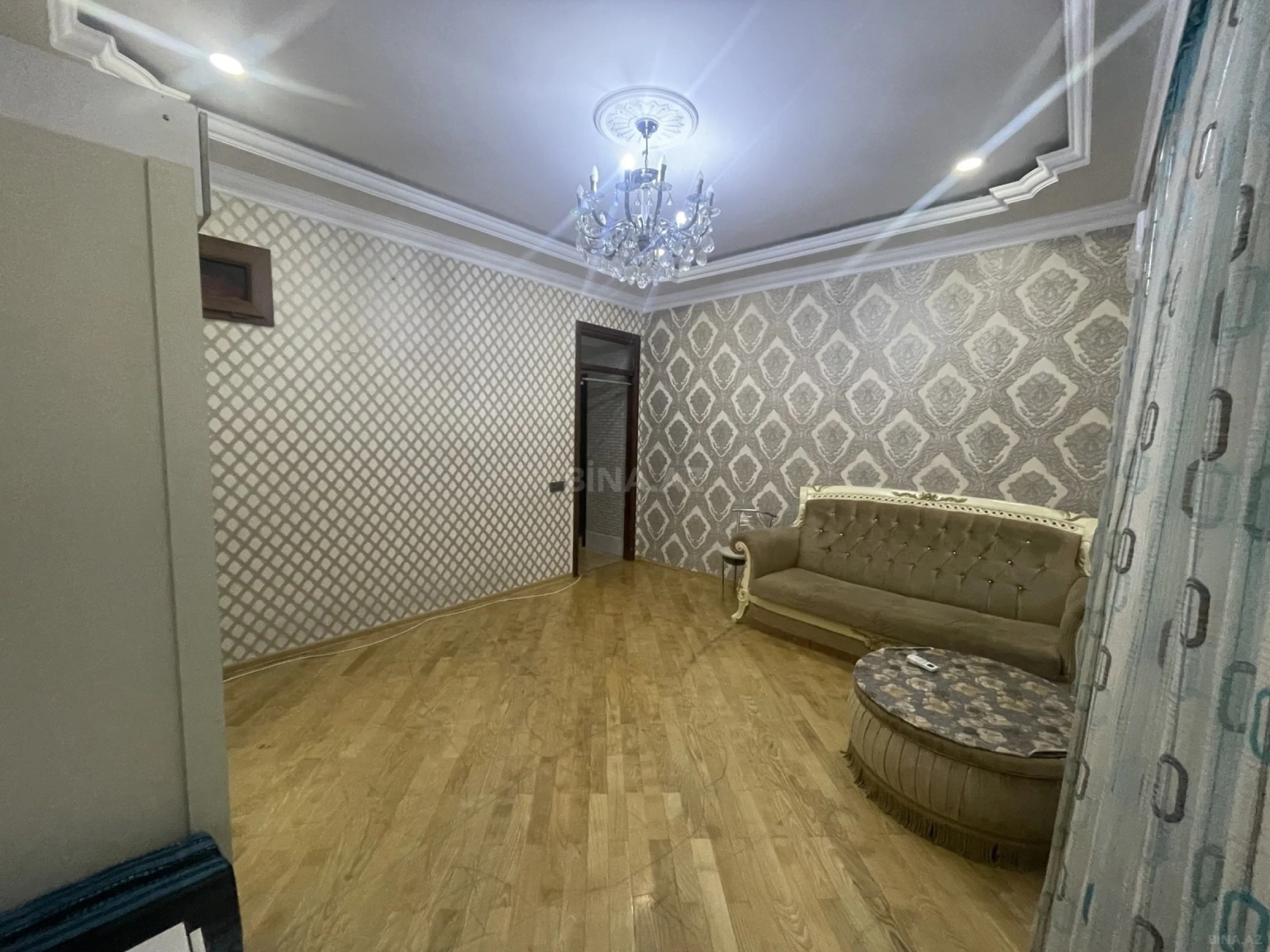Kirayə verilir 1 otaqlı mənzil 40 m²