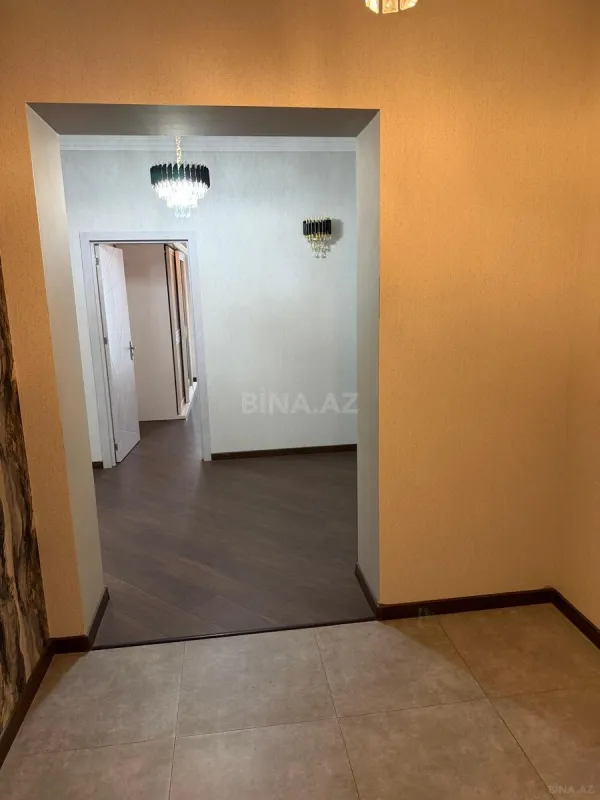 Kirayə verilir 3 otaqlı mənzil 110 m²