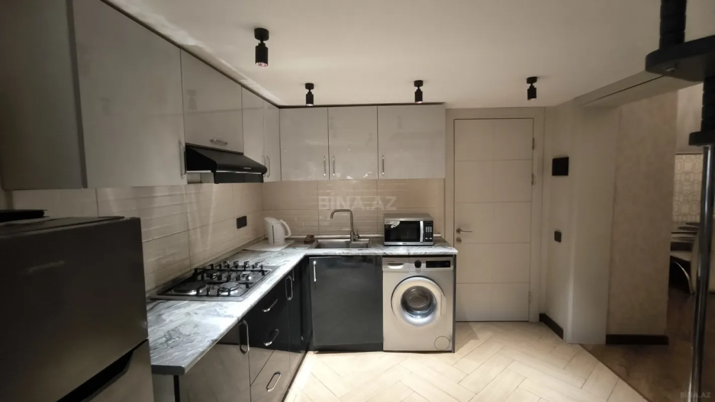Kirayə verilir 3 otaqlı mənzil 86 m²