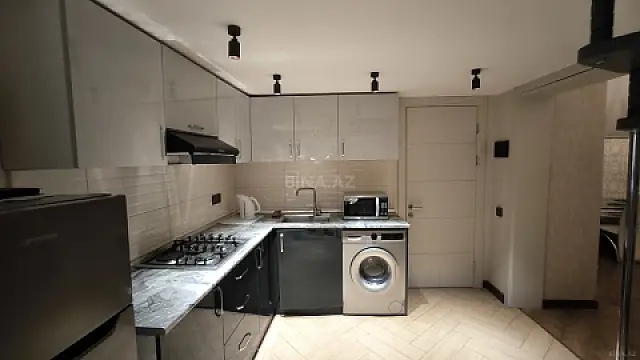 Kirayə verilir 3 otaqlı mənzil 86 m² — Bakı, Sahil qəs. 3 otaq 86.00 m²