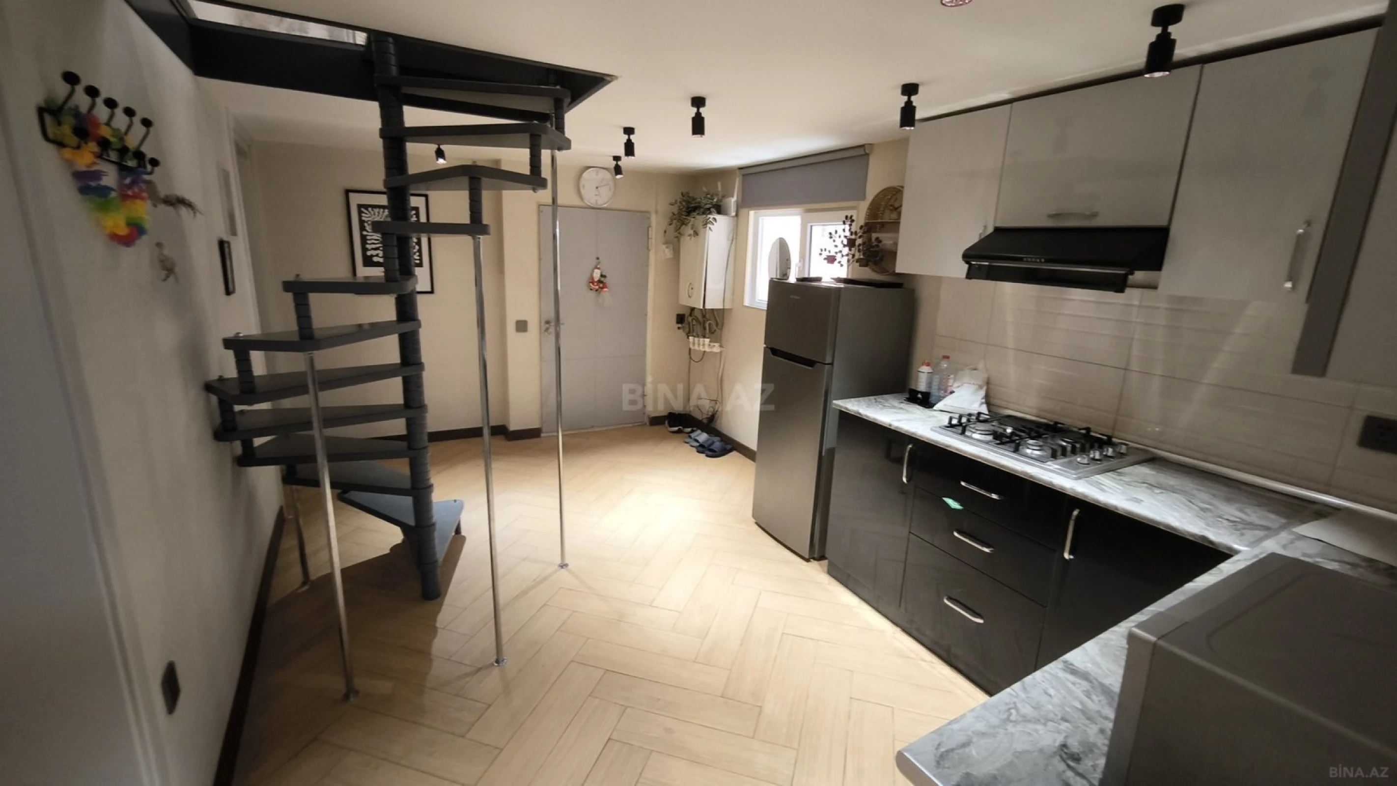 Kirayə verilir 3 otaqlı mənzil 86 m²