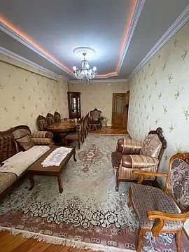 Satılır 3 otaqlı mənzil 84 m²