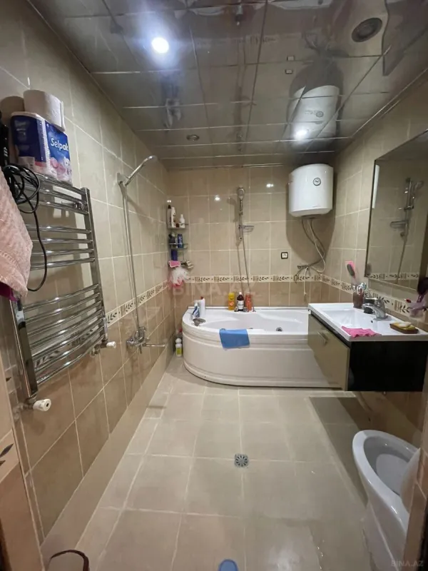 Satılır 3 otaqlı mənzil 84 m²