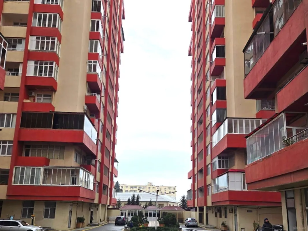 Satılır 3 otaqlı mənzil 70 m²