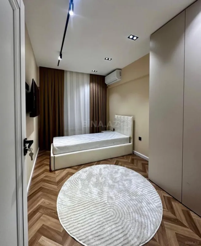 Kirayə verilir 3 otaqlı mənzil 115 m²