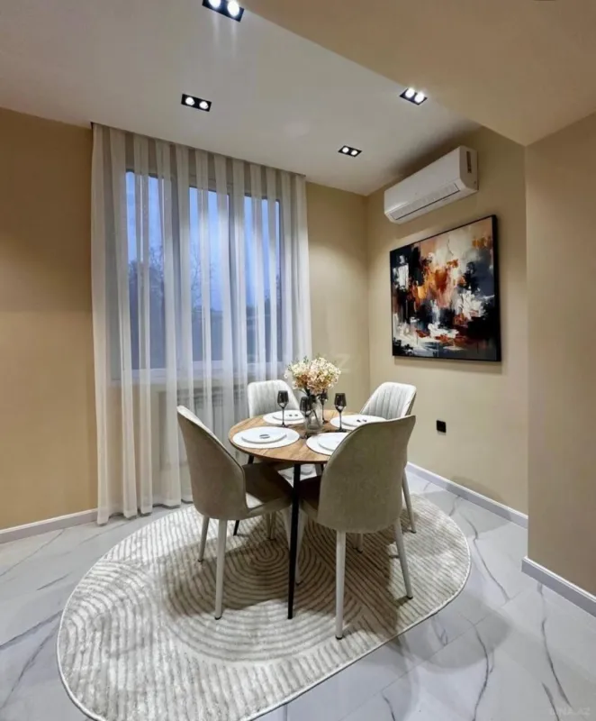 Kirayə verilir 3 otaqlı mənzil 115 m²