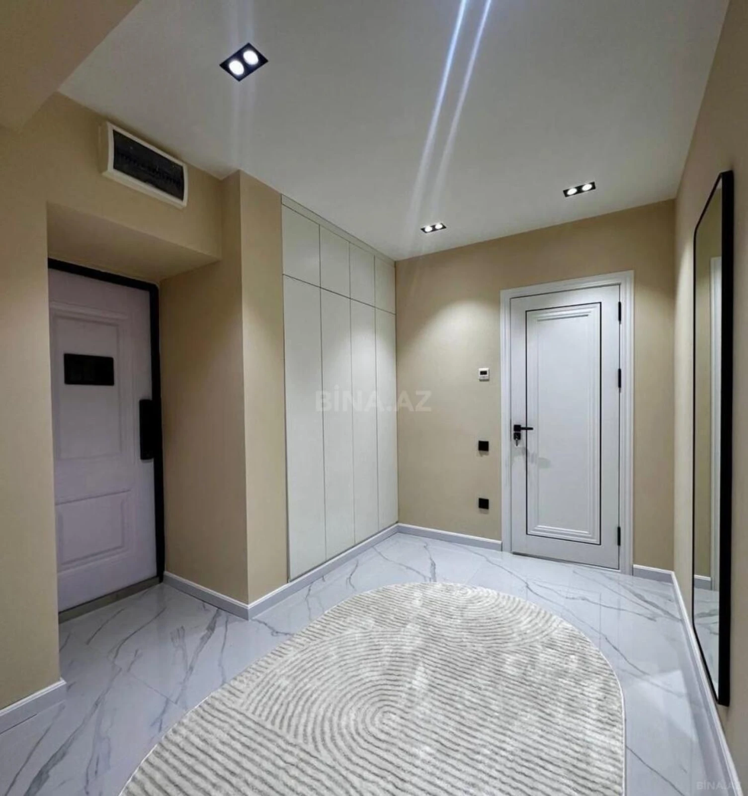 Kirayə verilir 3 otaqlı mənzil 115 m²