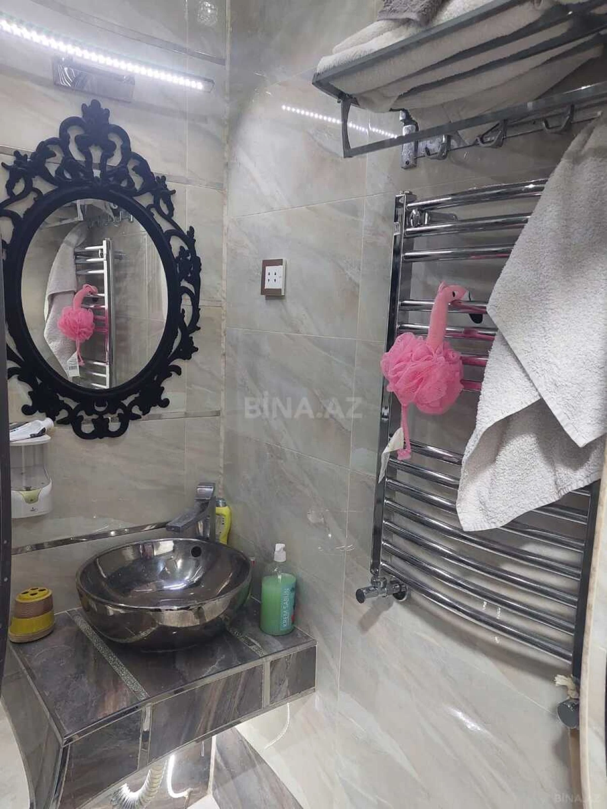 Satılır 4 otaqlı mənzil 170 m²