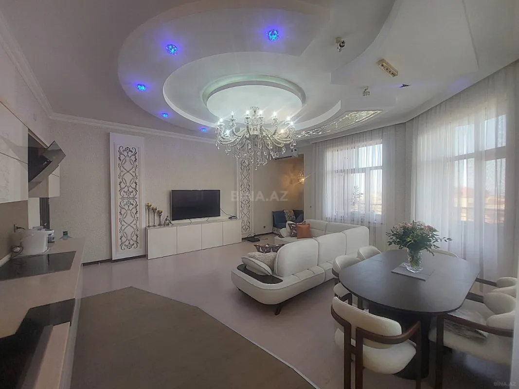 Satılır 4 otaqlı mənzil 170 m²