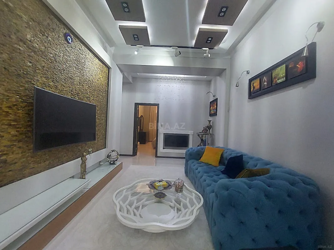 Satılır 4 otaqlı mənzil 170 m²