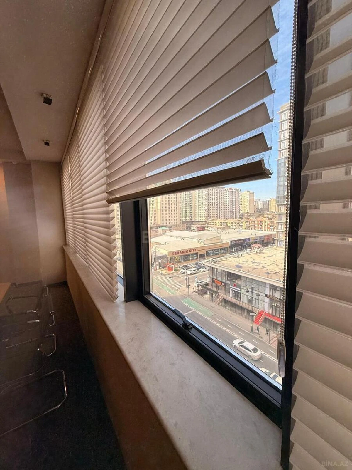 Kirayə verilir 5 otaqlı ofis 180 m²