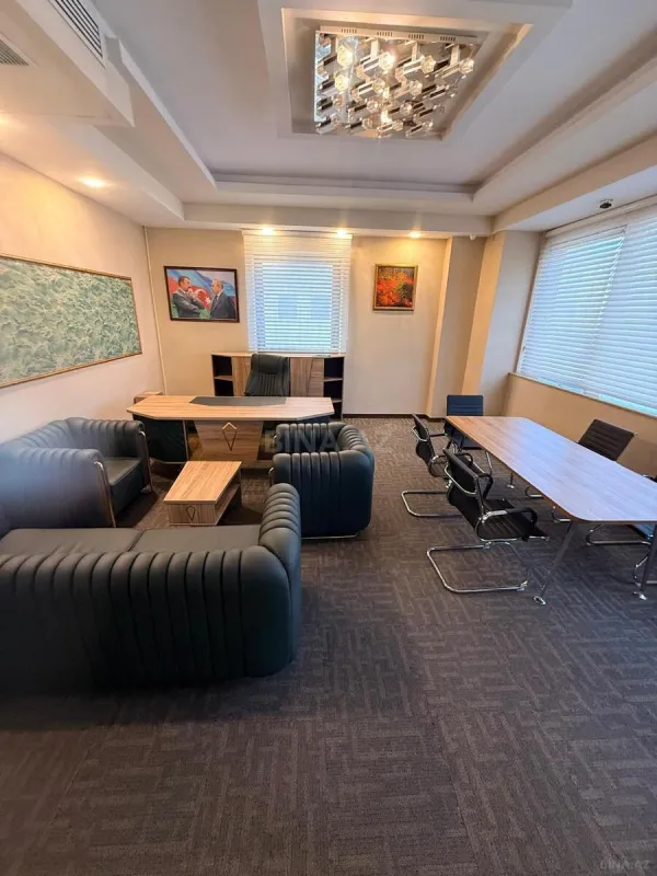 Kirayə verilir 5 otaqlı ofis 180 m²