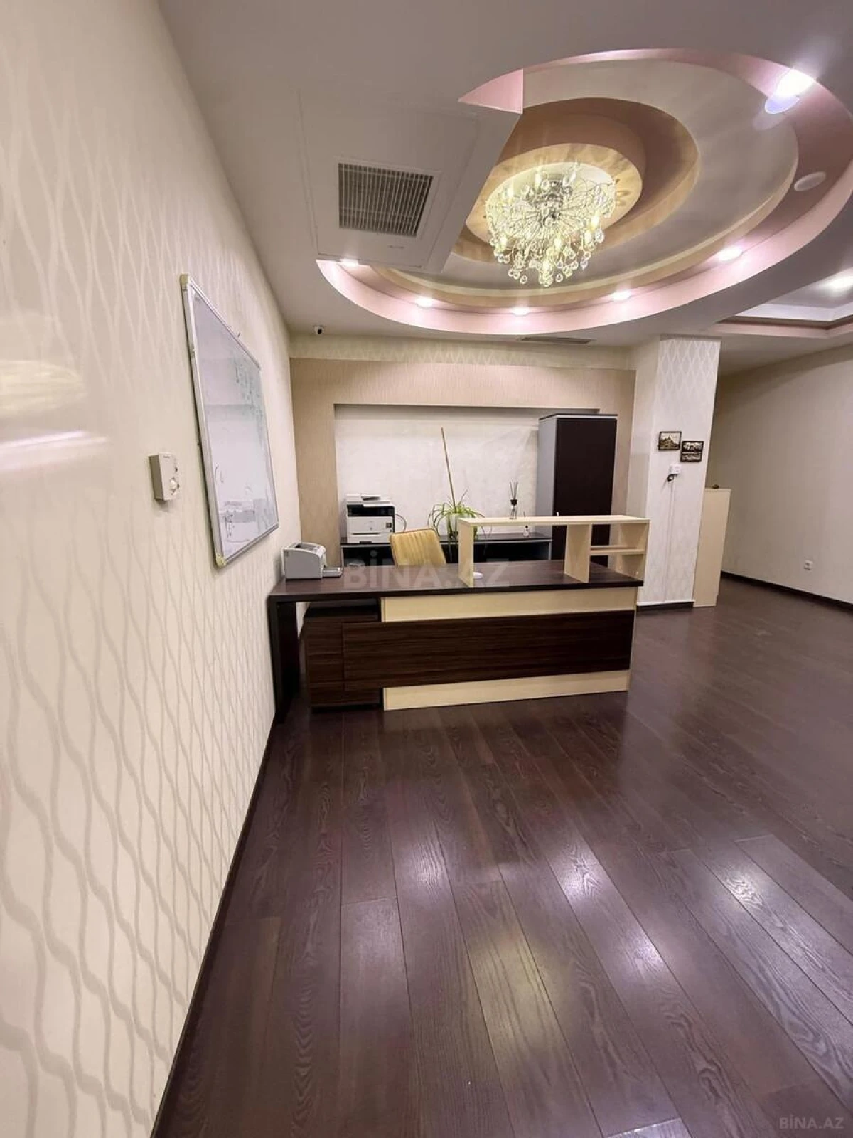 Kirayə verilir 5 otaqlı ofis 180 m²