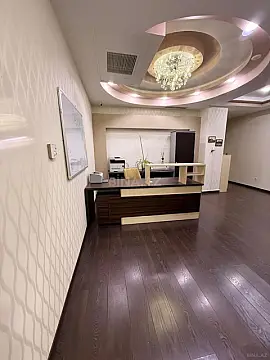 Kirayə verilir 5 otaqlı ofis 180 m²