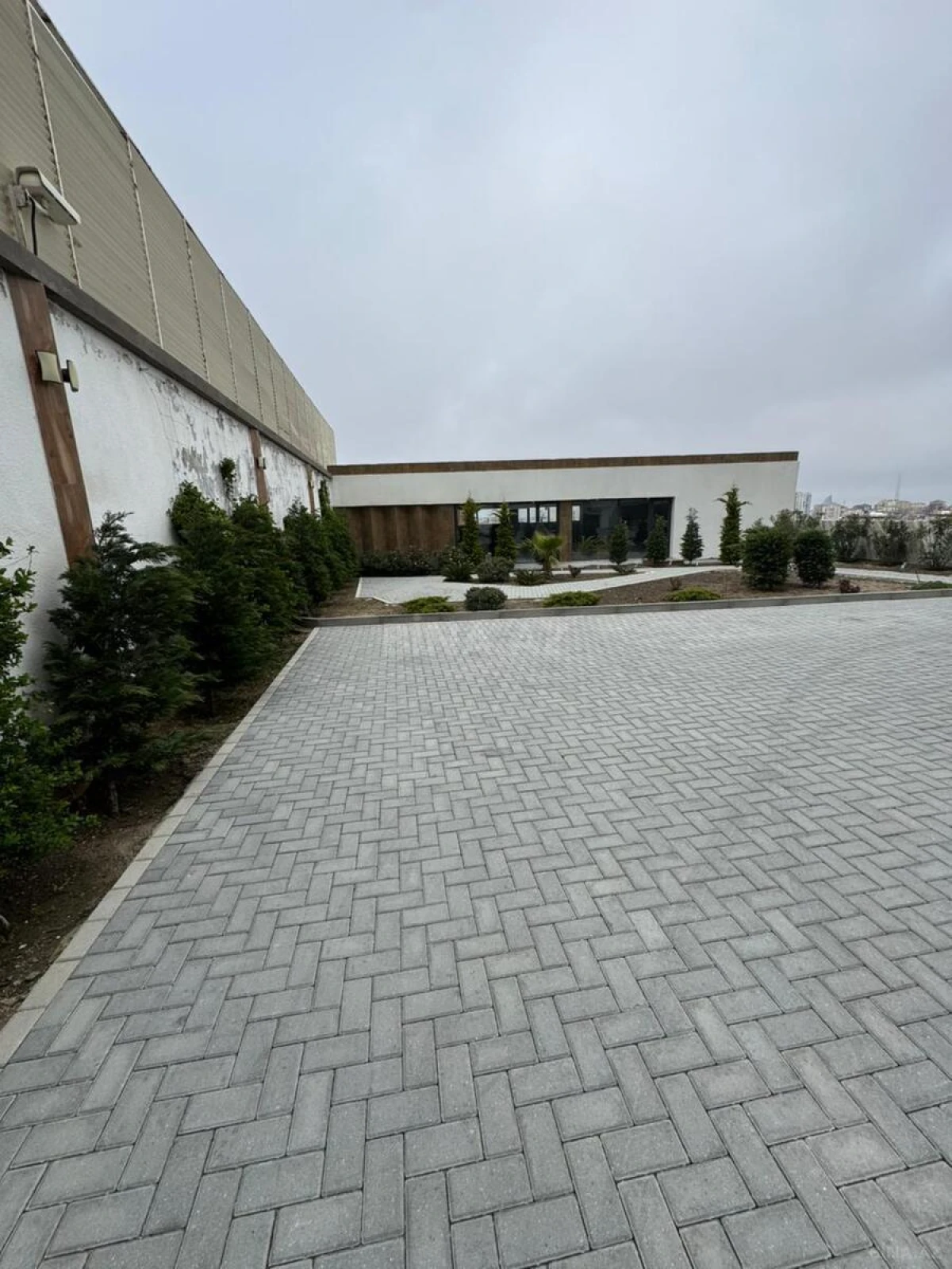 Satılır 2 otaqlı mənzil 70 m²