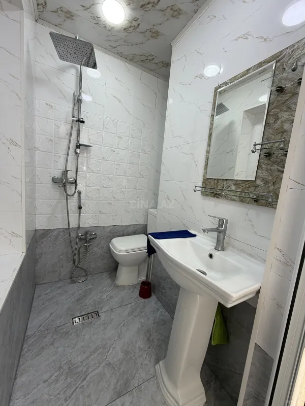 Kirayə verilir 2 otaqlı mənzil 45 m²