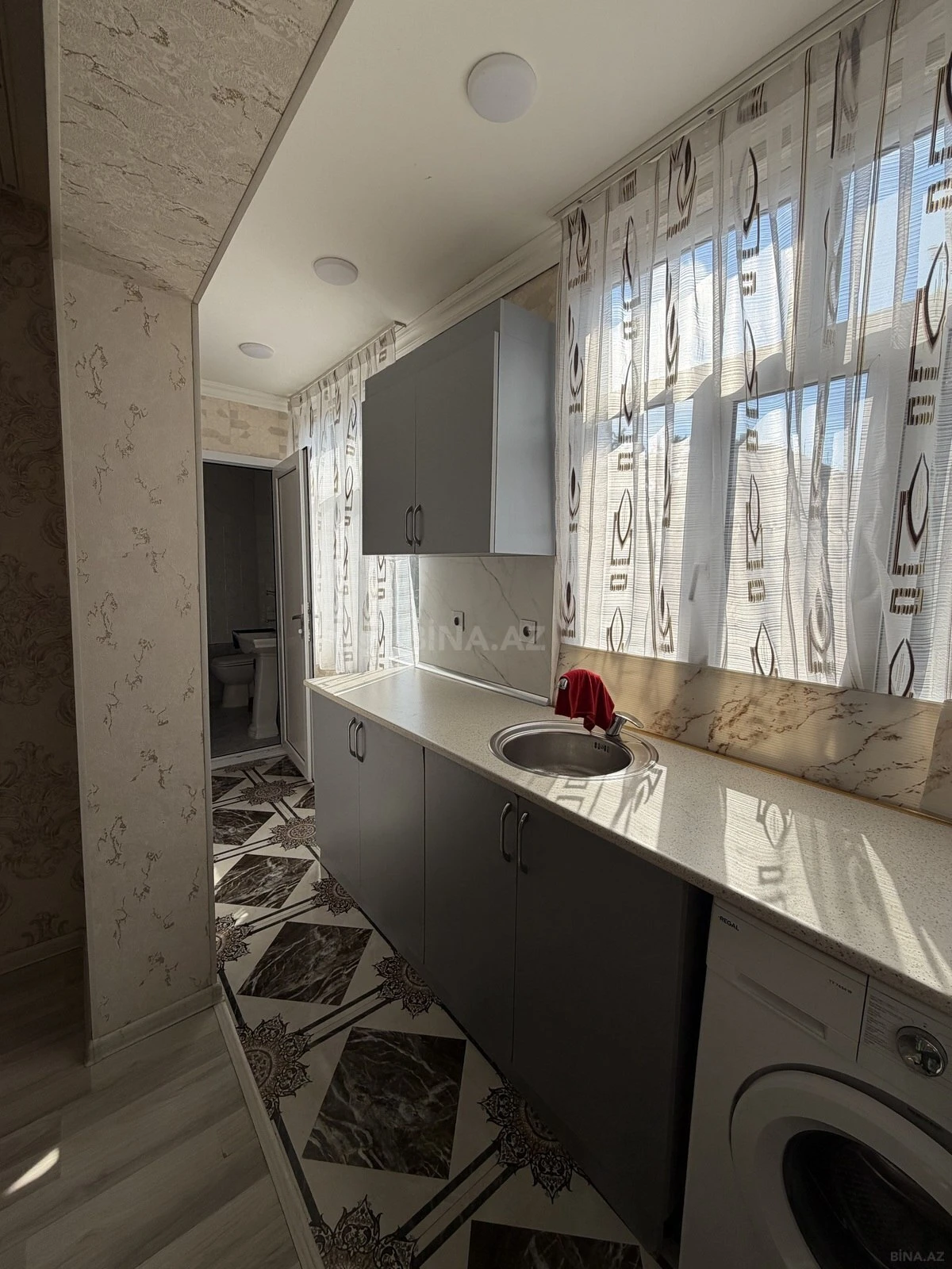 Kirayə verilir 2 otaqlı mənzil 45 m²