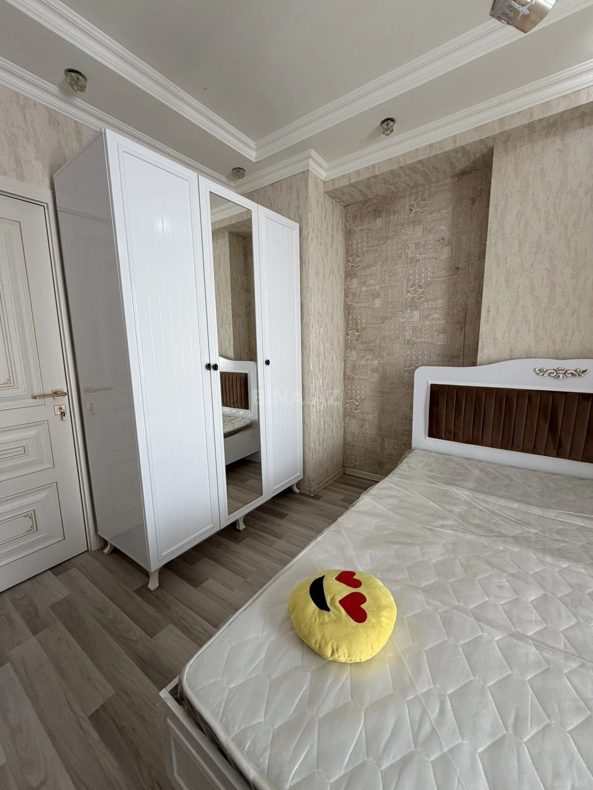 Kirayə verilir 2 otaqlı mənzil 45 m²