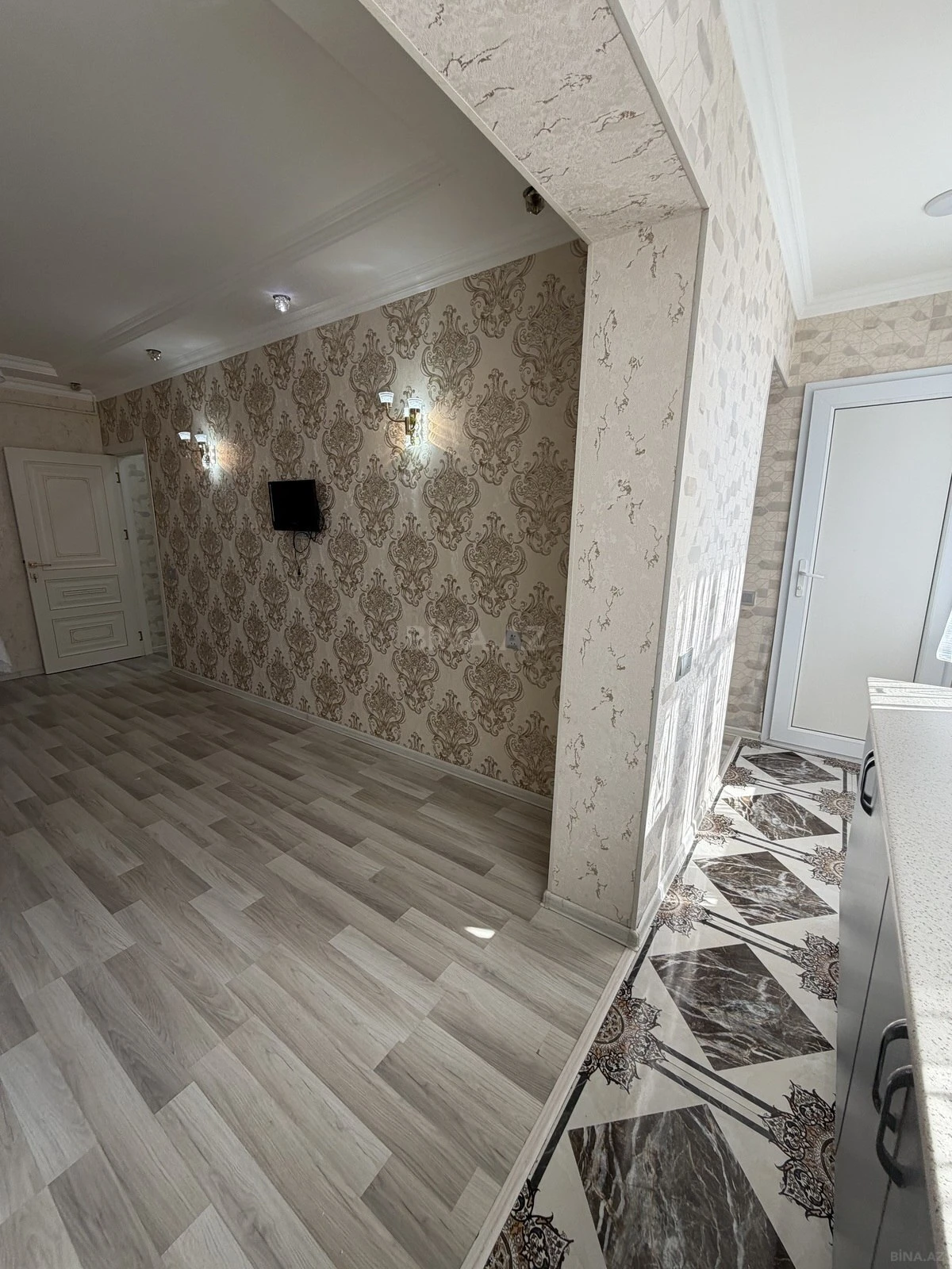 Kirayə verilir 2 otaqlı mənzil 45 m²