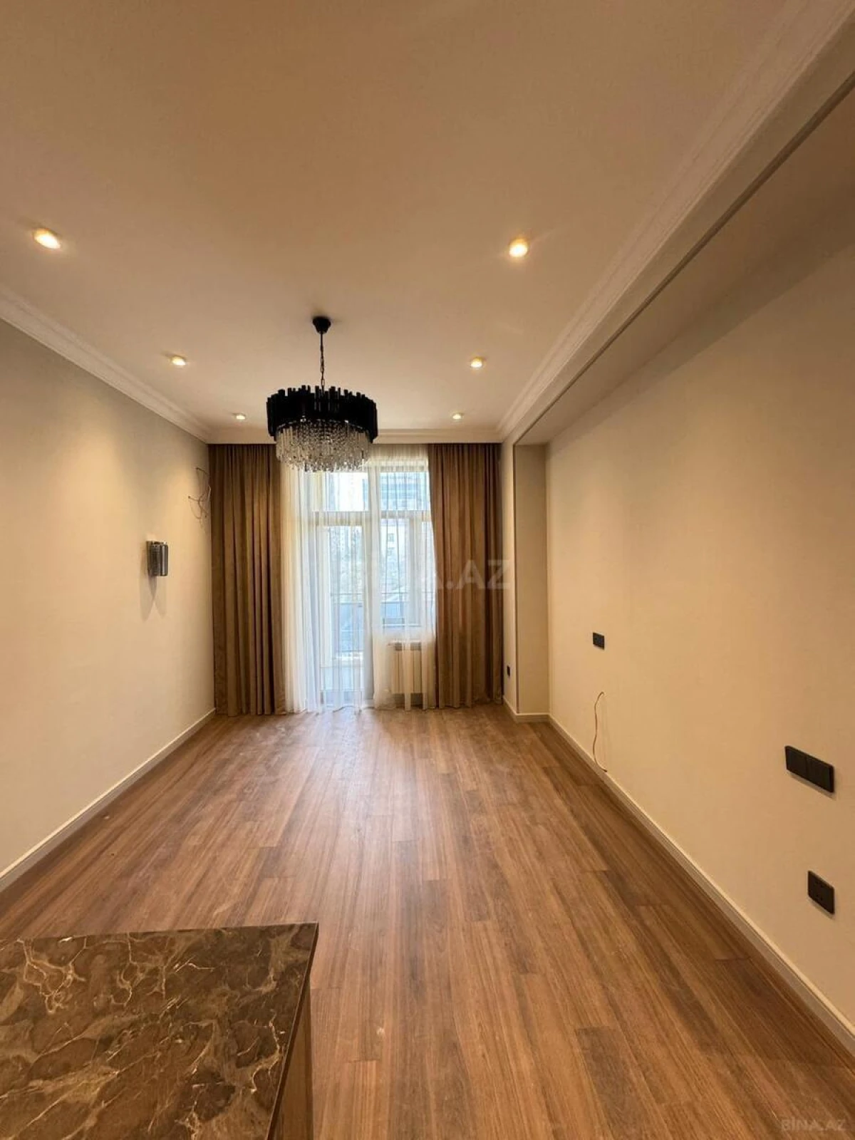 Satılır 2 otaqlı mənzil 62 m²