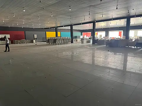 Satılır obyekt 1800 m²