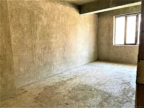 Satılır 2 otaqlı mənzil 71 m²