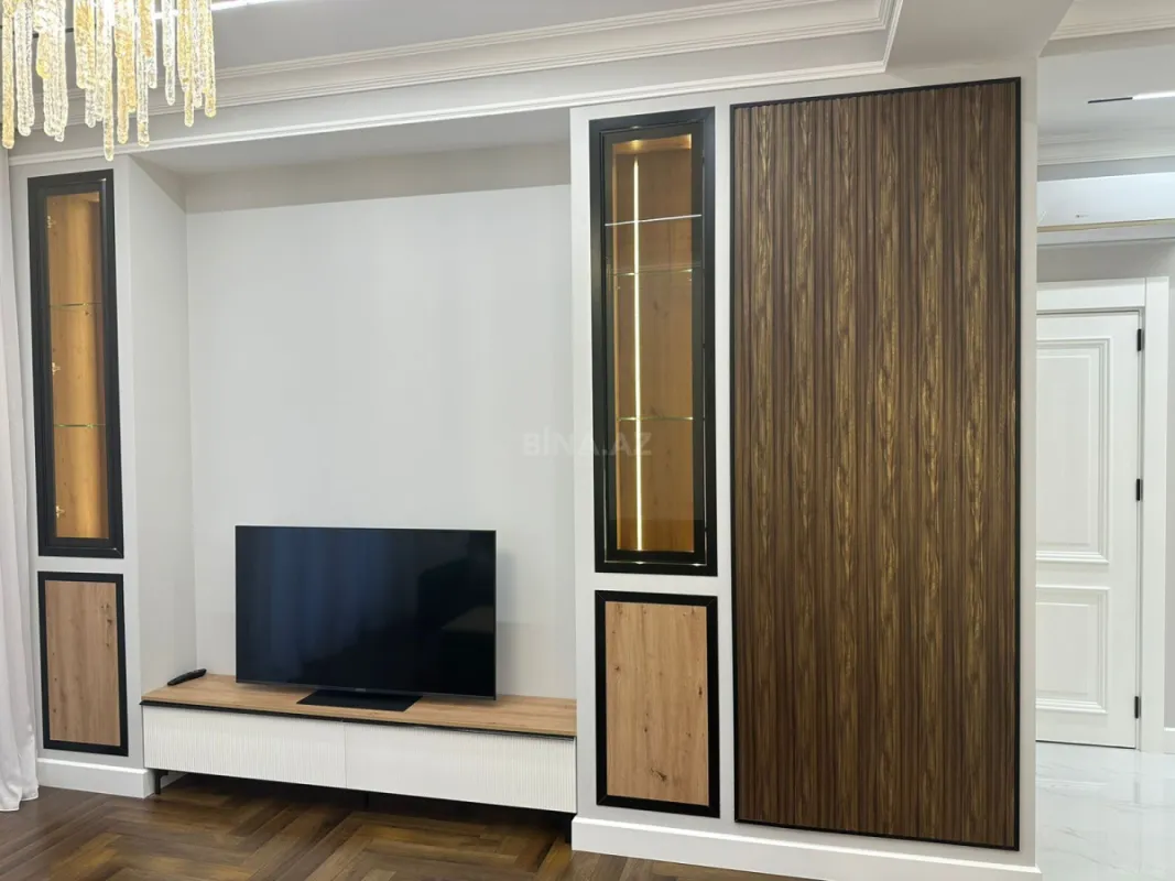 Kirayə verilir 2 otaqlı mənzil 65 m²