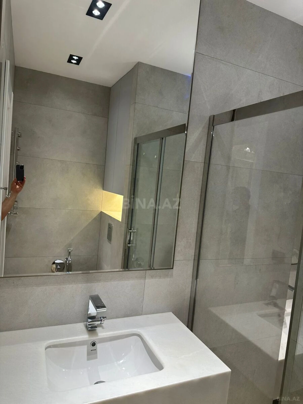 Kirayə verilir 2 otaqlı mənzil 65 m²