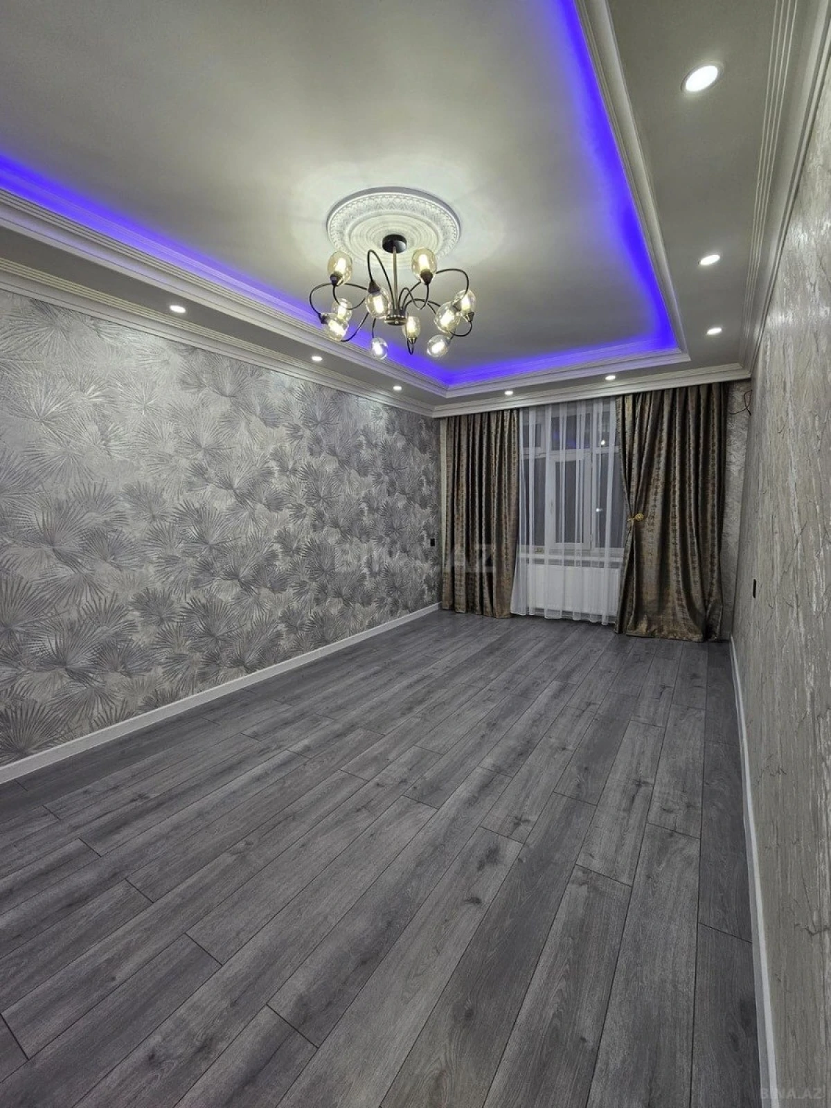 Satılır 3 otaqlı mənzil 75 m²