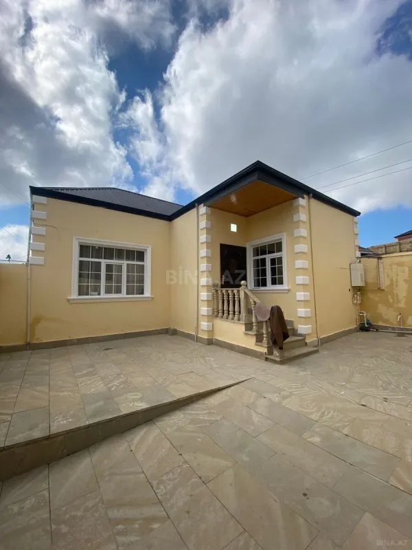 Satılır 3 otaqlı həyət evi 100 m²