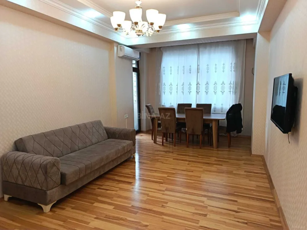 Kirayə verilir 3 otaqlı mənzil 110 m²