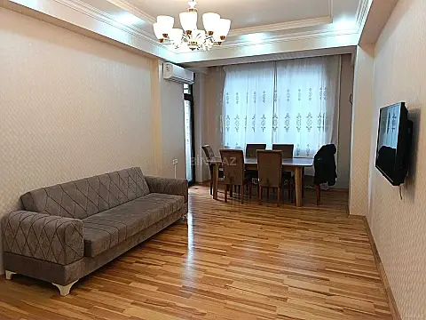 Kirayə verilir 3 otaqlı mənzil 110 m² — Bakı, Nəsimi 3 otaq 110.00 m²