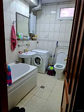 Satılır 3 otaqlı mənzil 86 m²