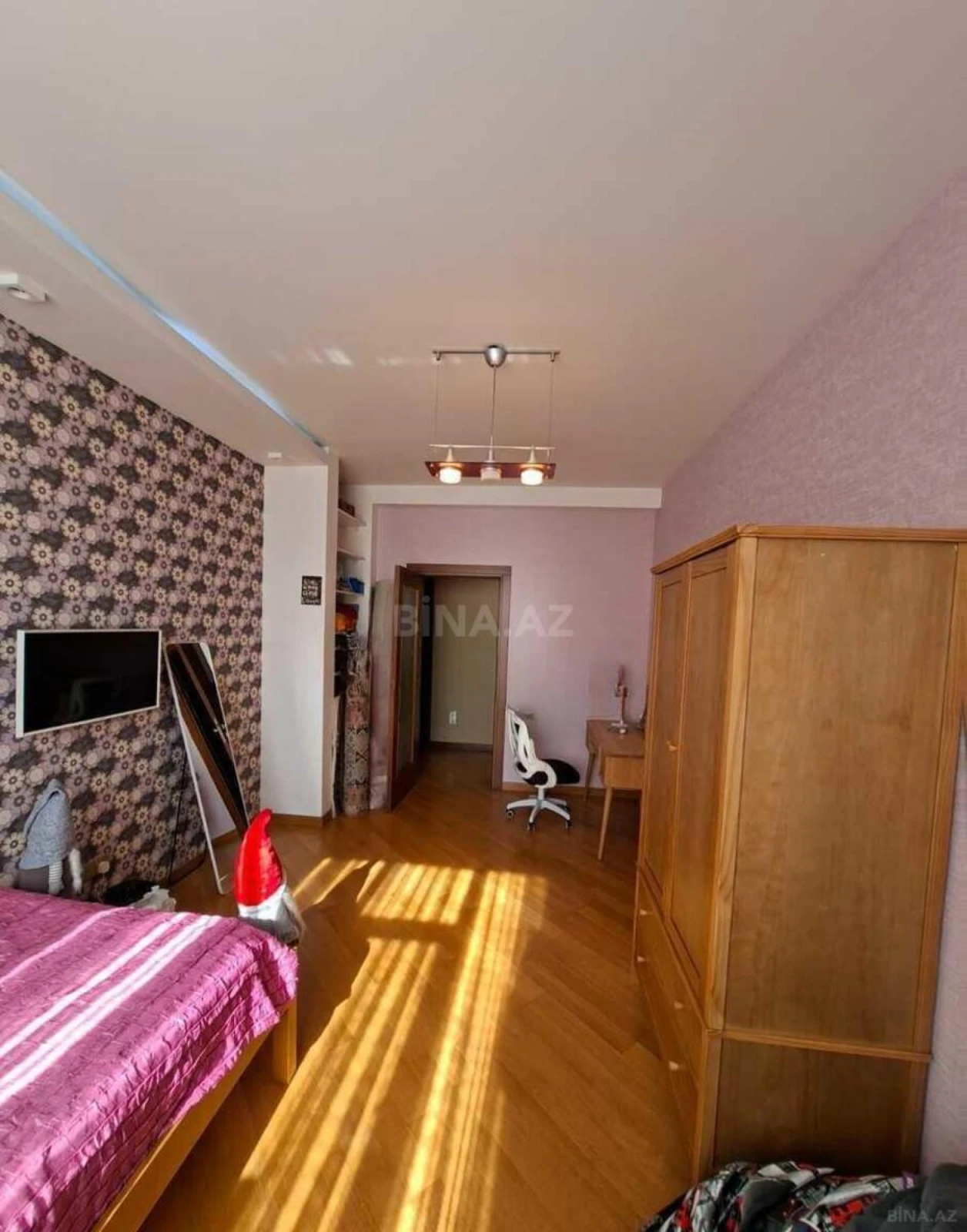Satılır 4 otaqlı mənzil 159 m²