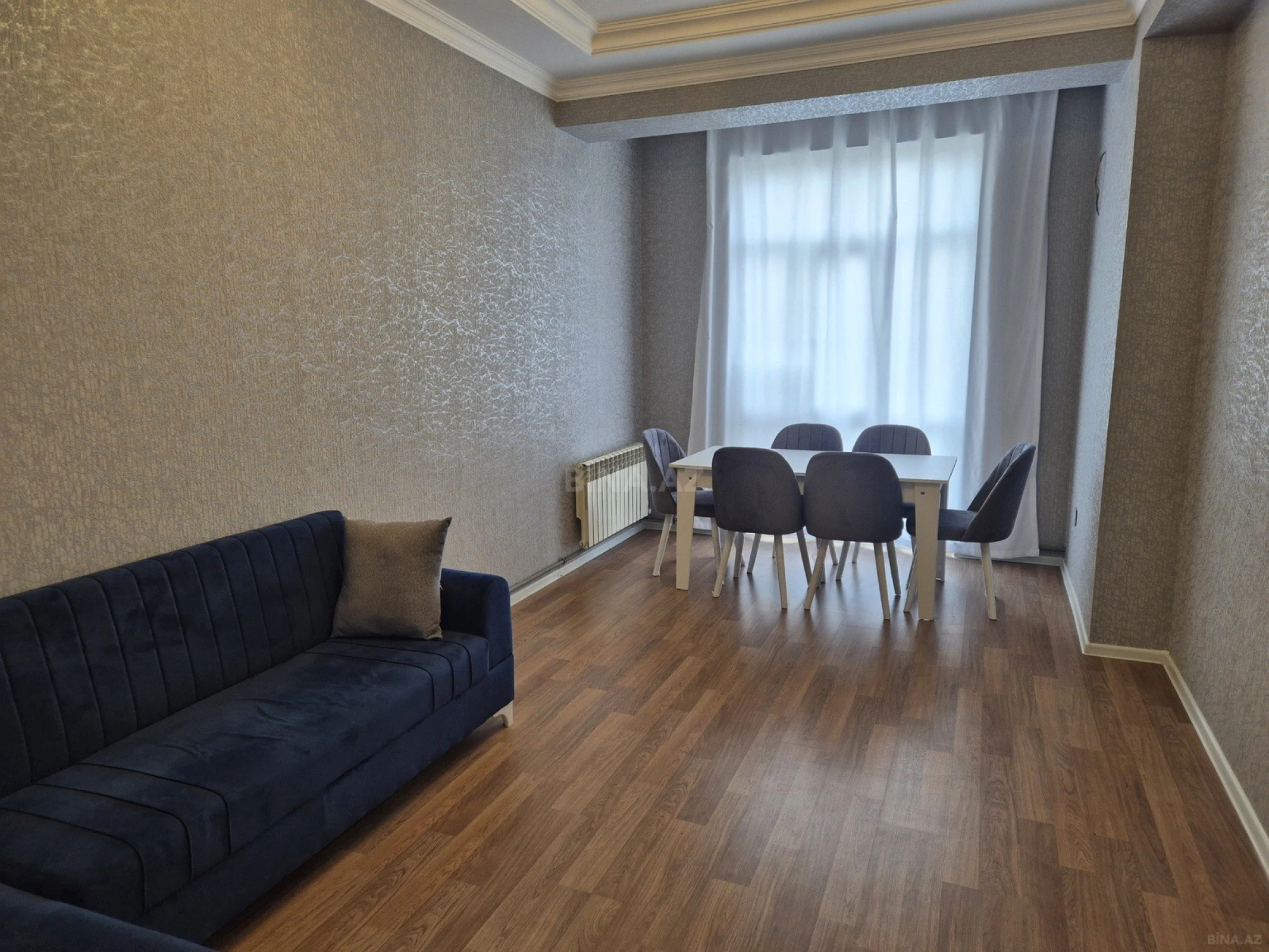 Kirayə verilir 2 otaqlı mənzil 60 m²
