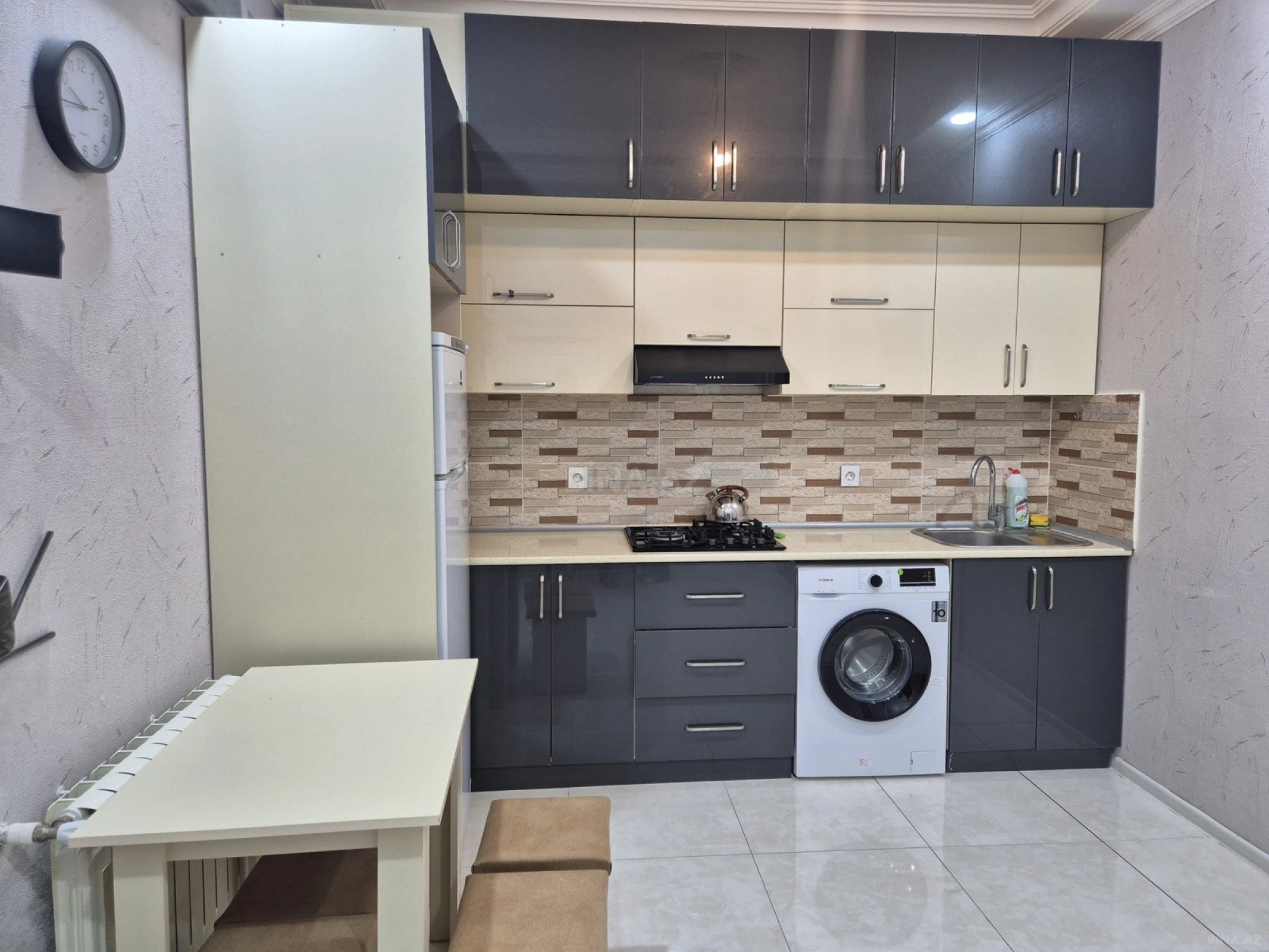 Kirayə verilir 2 otaqlı mənzil 60 m²