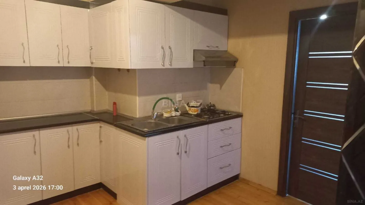 Kirayə verilir 2 otaqlı mənzil 70 m²