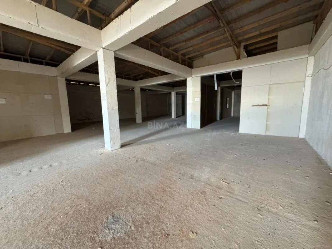Satılır obyekt 600 m²
