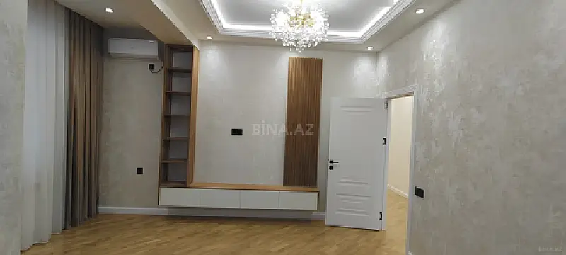 Satılır 3 otaqlı mənzil 96 m²