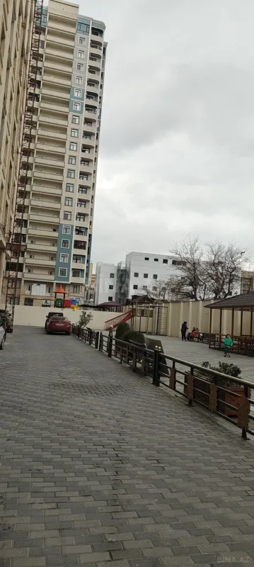 Satılır 3 otaqlı mənzil 96 m²