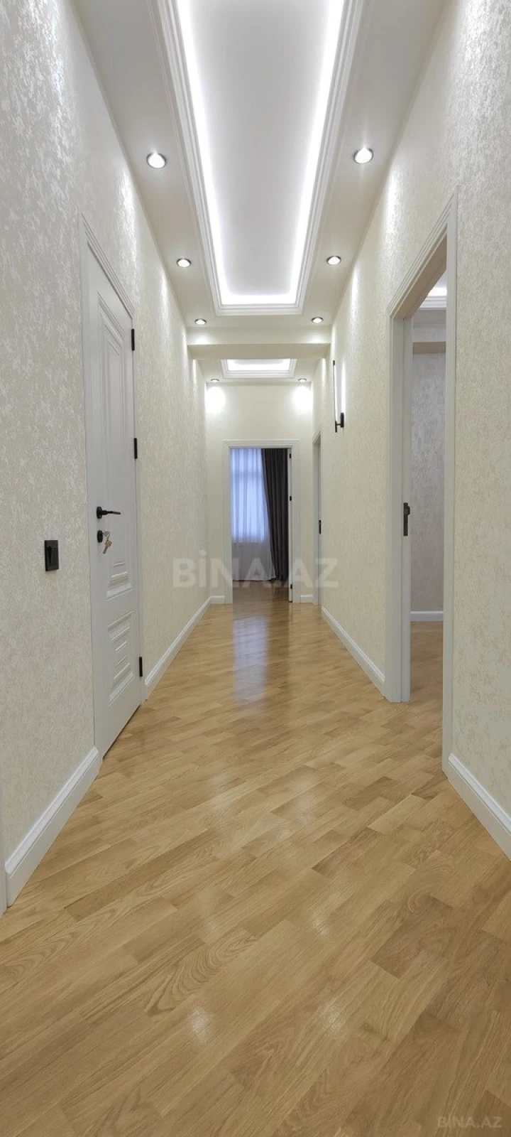 Satılır 3 otaqlı mənzil 96 m²