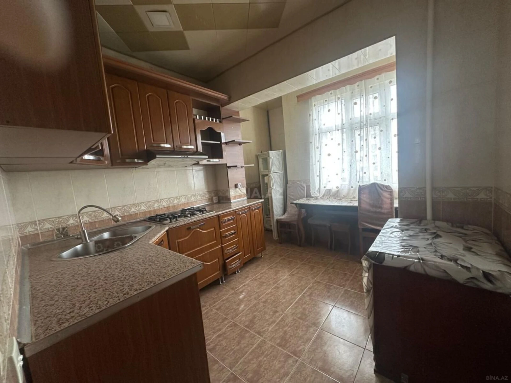 Kirayə verilir 3 otaqlı mənzil 90 m²