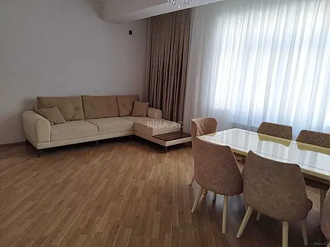 Kirayə verilir 3 otaqlı mənzil 120 m²