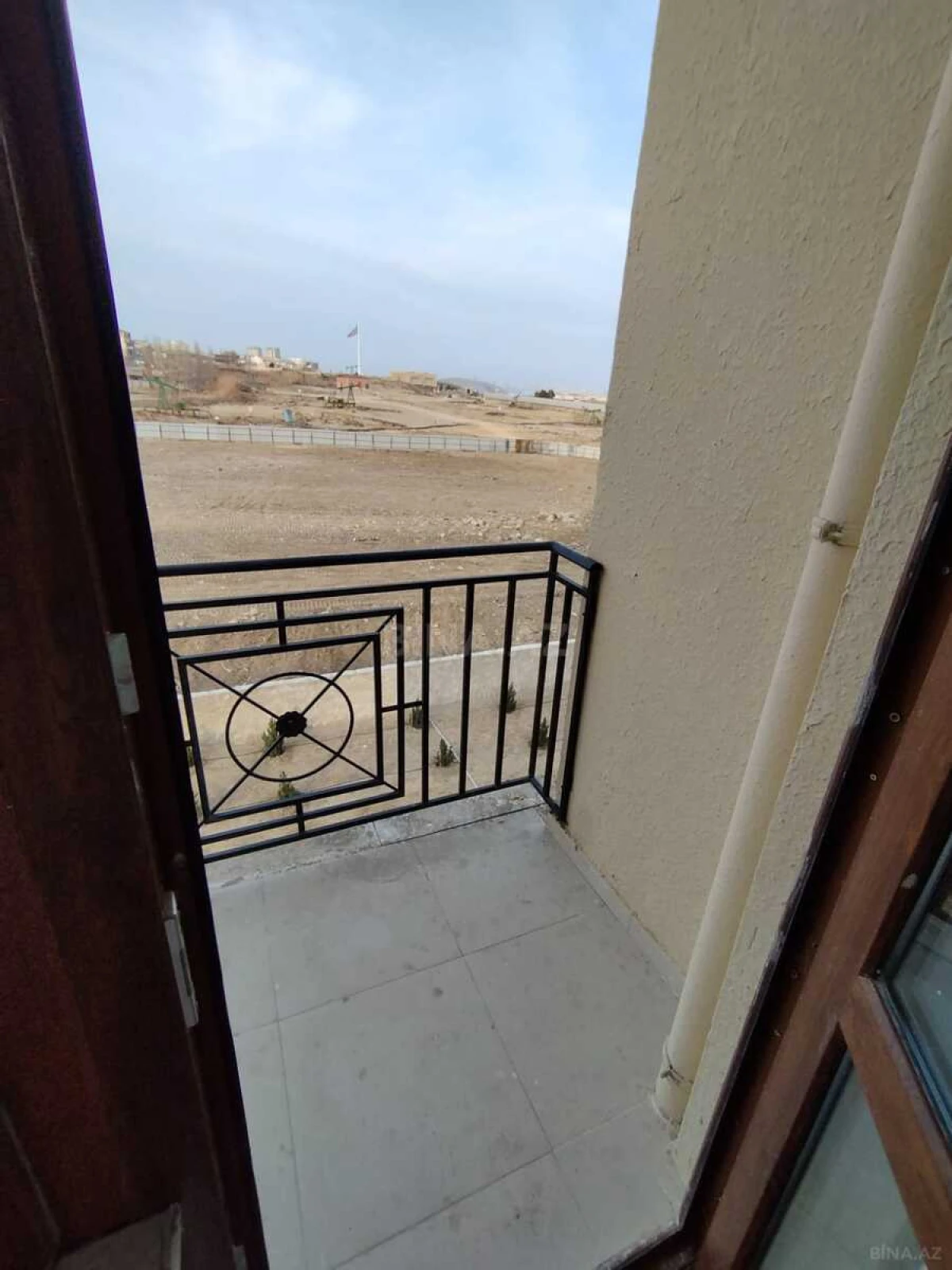 Kirayə verilir 3 otaqlı mənzil 120 m²