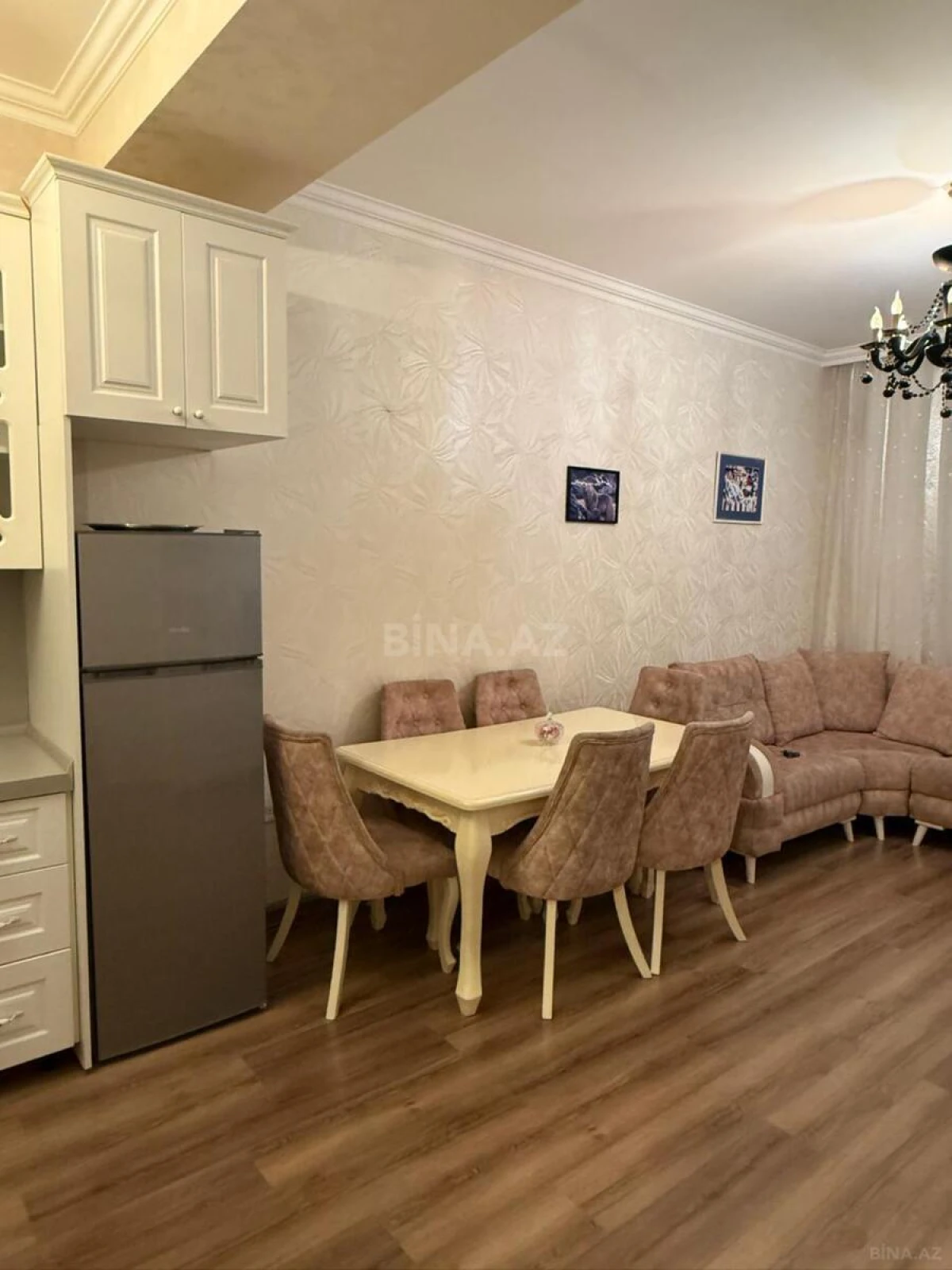 Kirayə verilir 2 otaqlı mənzil 55 m²